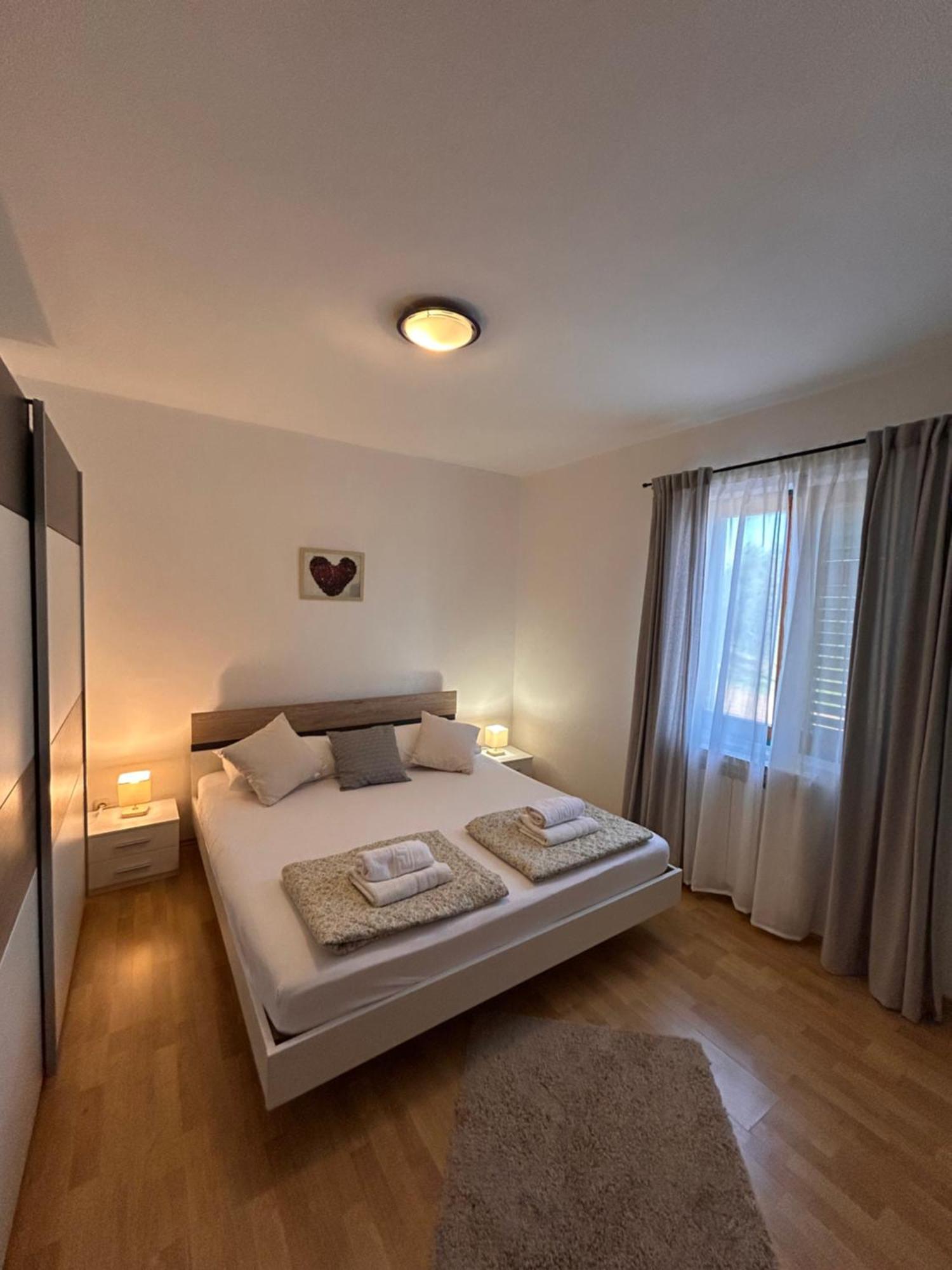 Apartments Marina Sveti Filip i Jakov Exteriér fotografie